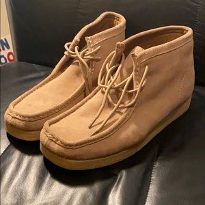 Men’s Trail Guide Sam